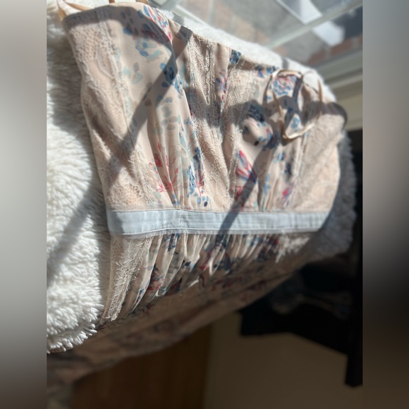 BCBGMAXAZRIA Elle strapless floral lace gown - Picture 5 of 16